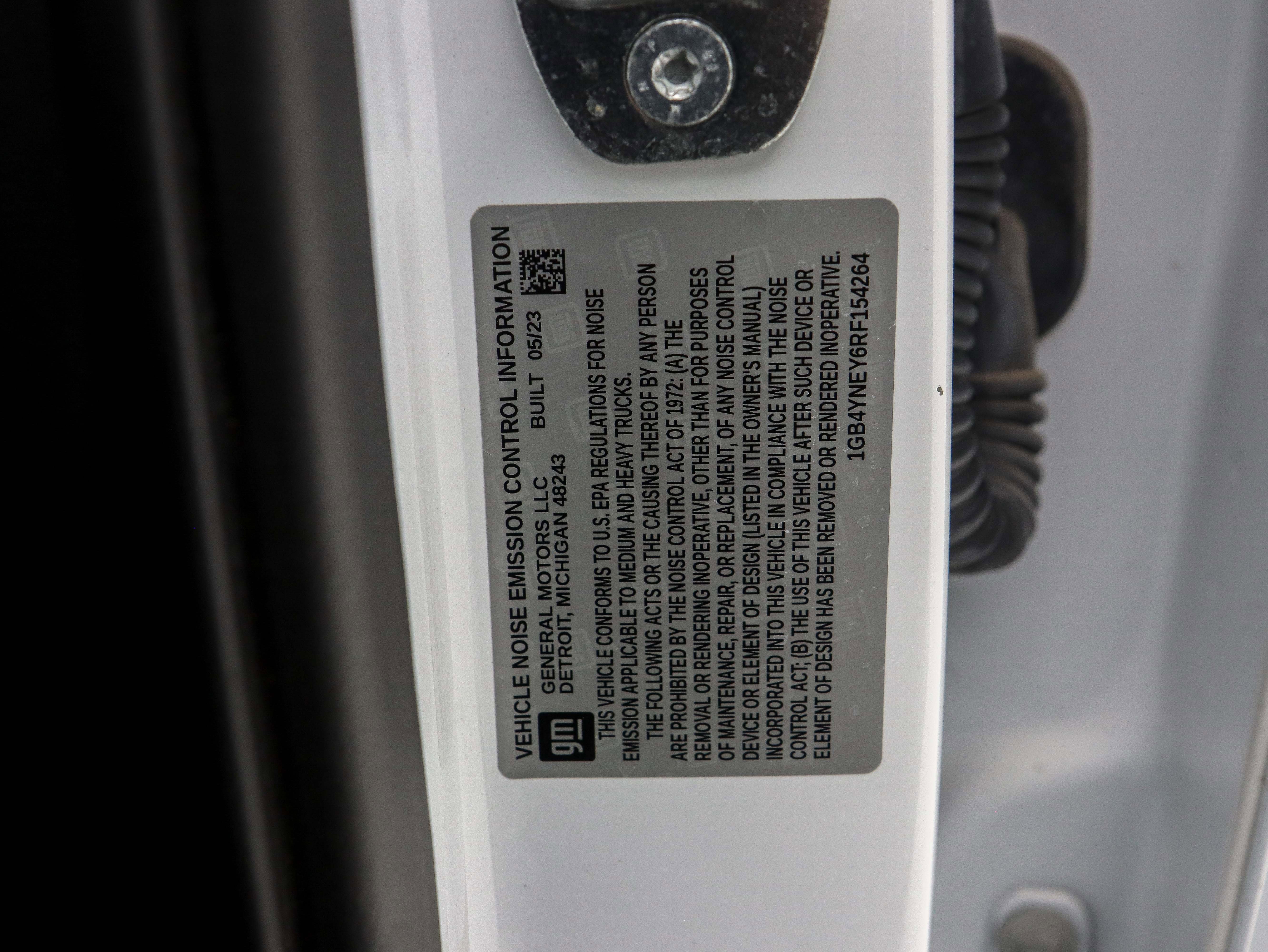 Used 2024 Chevrolet Silverado 2500 LT w/ Convenience Package image 35