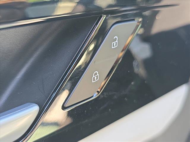 New 2026 Volkswagen Taos S FWD image 7