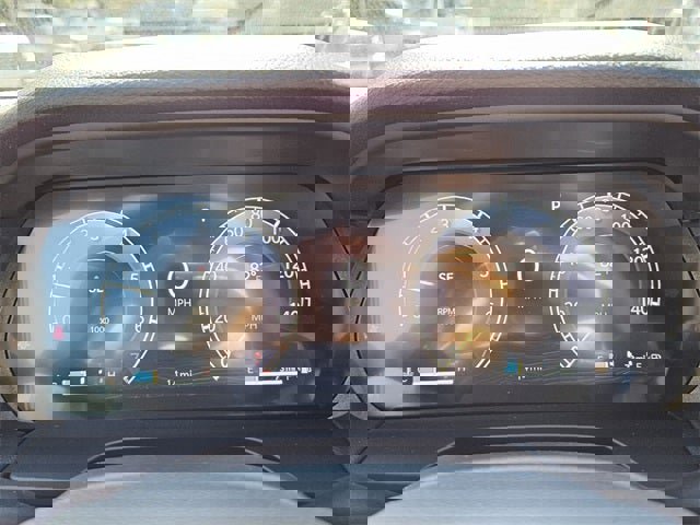 New 2025 Jeep Grand Cherokee Altitude image 24