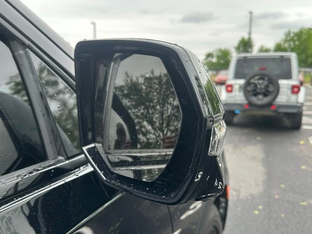 Used 2021 Chevrolet Tahoe High Country AWD/4WD image 14