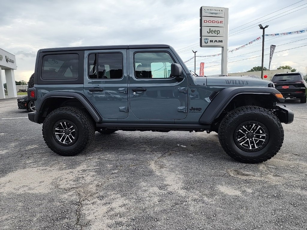 New 2025 Jeep Wrangler Willys image 7