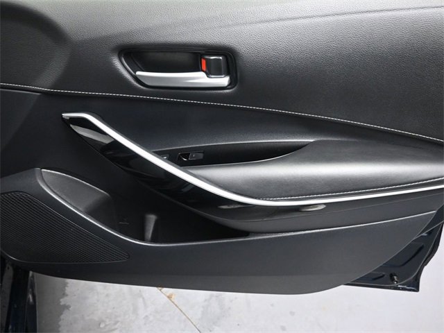 Used 2021 Toyota Corolla XSE image 28