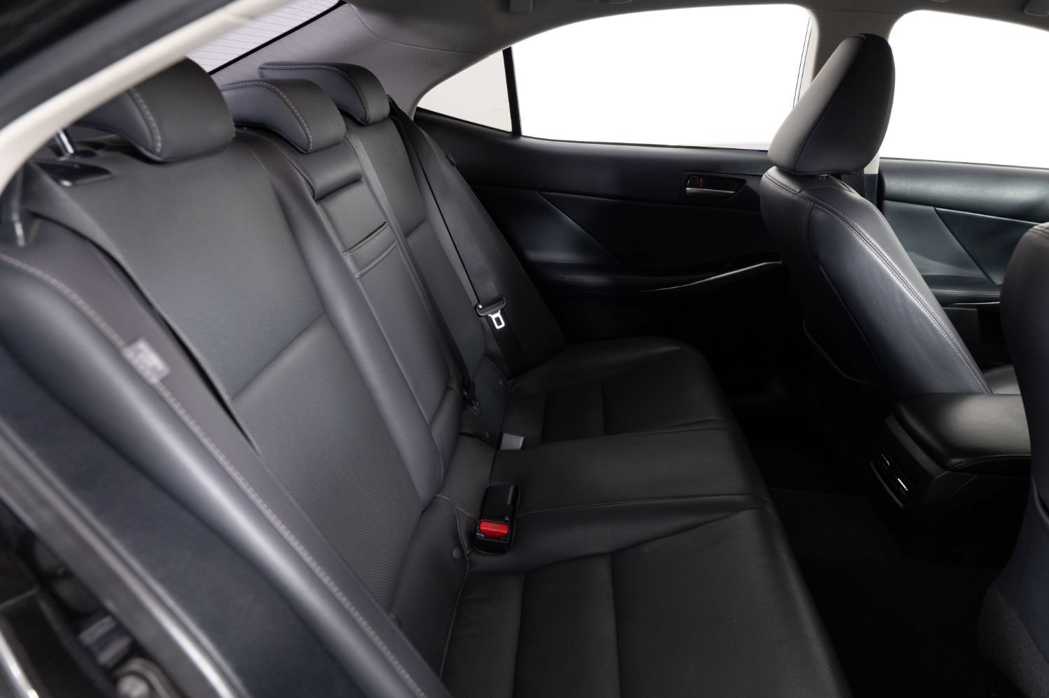 Used 2017 Lexus IS 200t RWD image 21