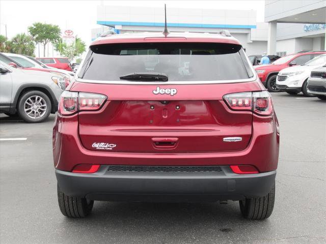 Used 2022 Jeep Compass Latitude w/ Convenience Group FWD image 6