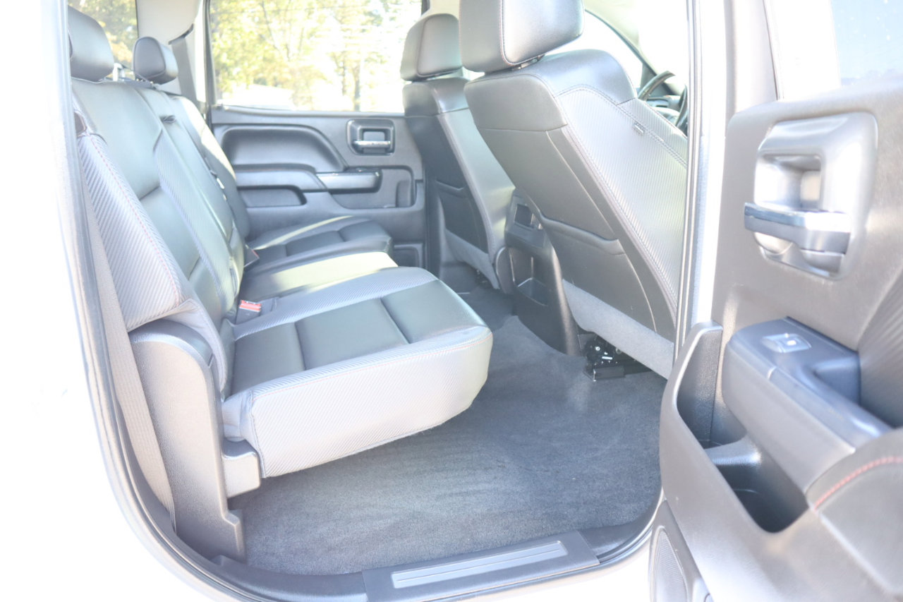 Used 2018 GMC Sierra 2500 SLT w/ Duramax Plus Package image 17