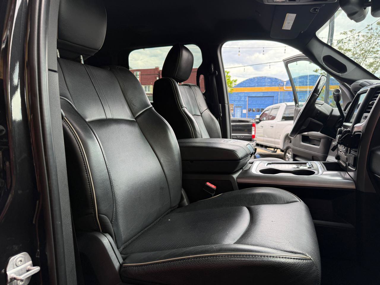 Used 2018 RAM 2500 Limited AWD/4WD image 23