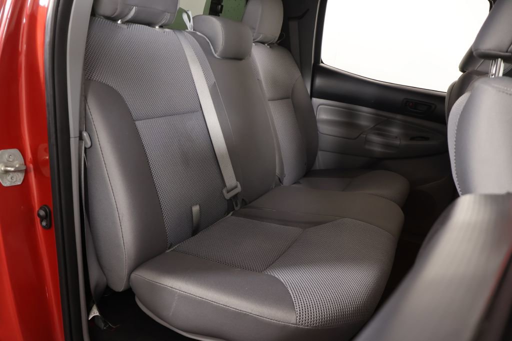 Used 2014 Toyota Tacoma 4x4 Double Cab w/ TRD Sport Package image 20