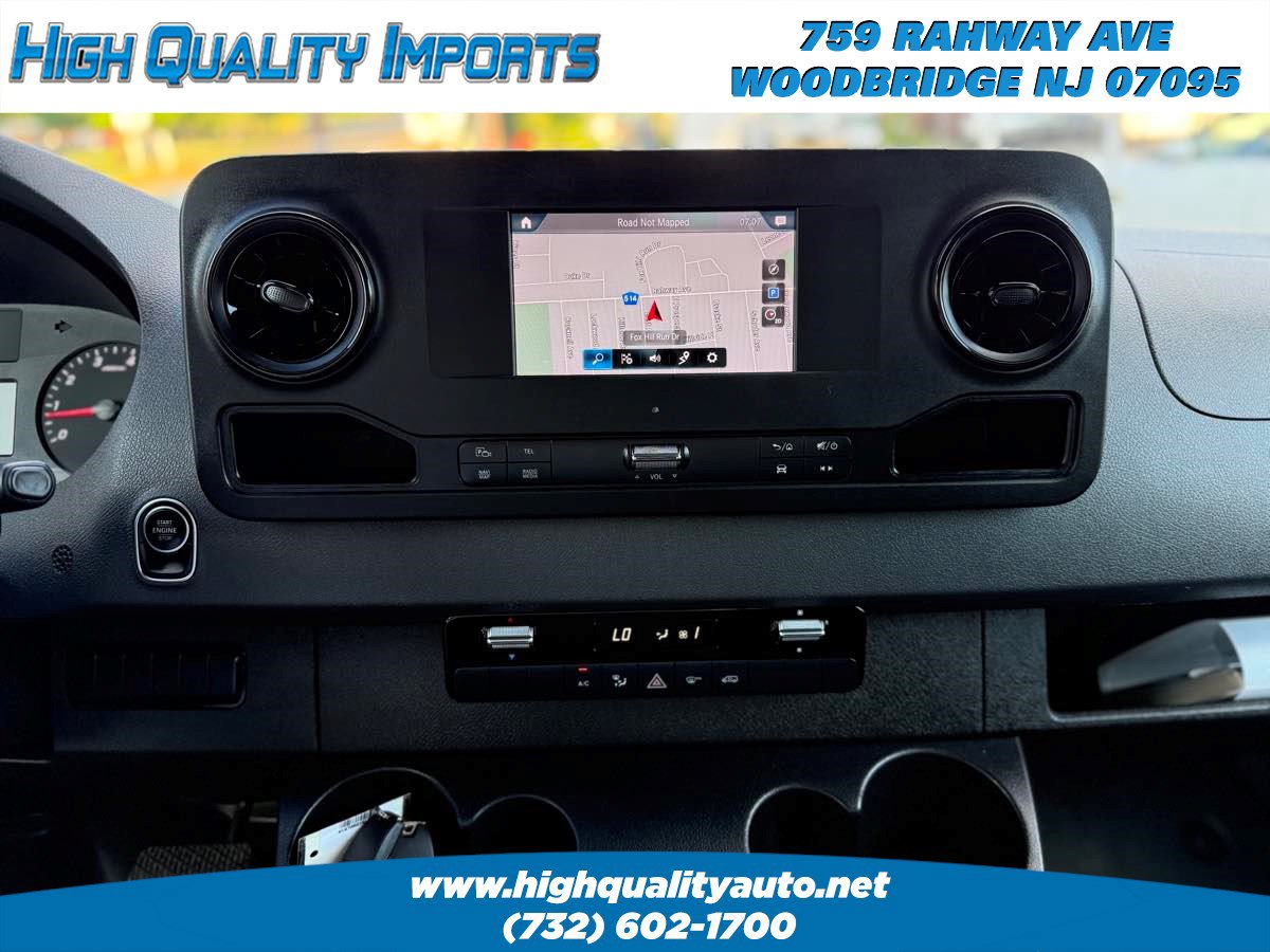 Used 2020 Mercedes-Benz Sprinter 1500 image 26
