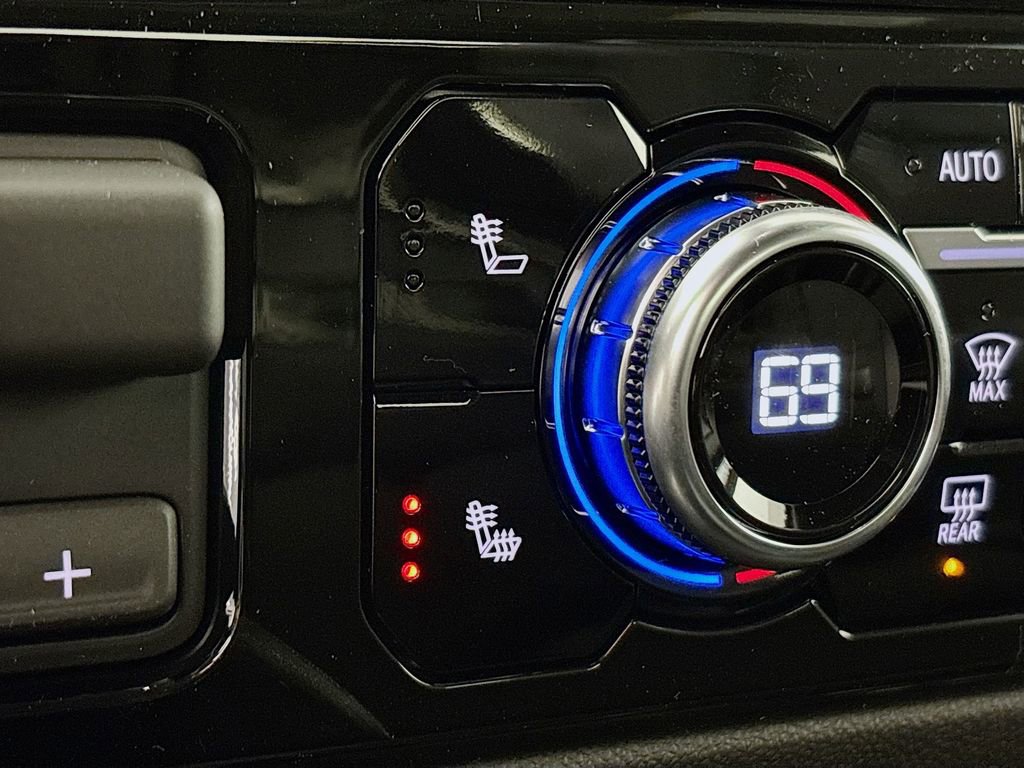 New 2026 GMC Sierra 1500 Elevation image 9