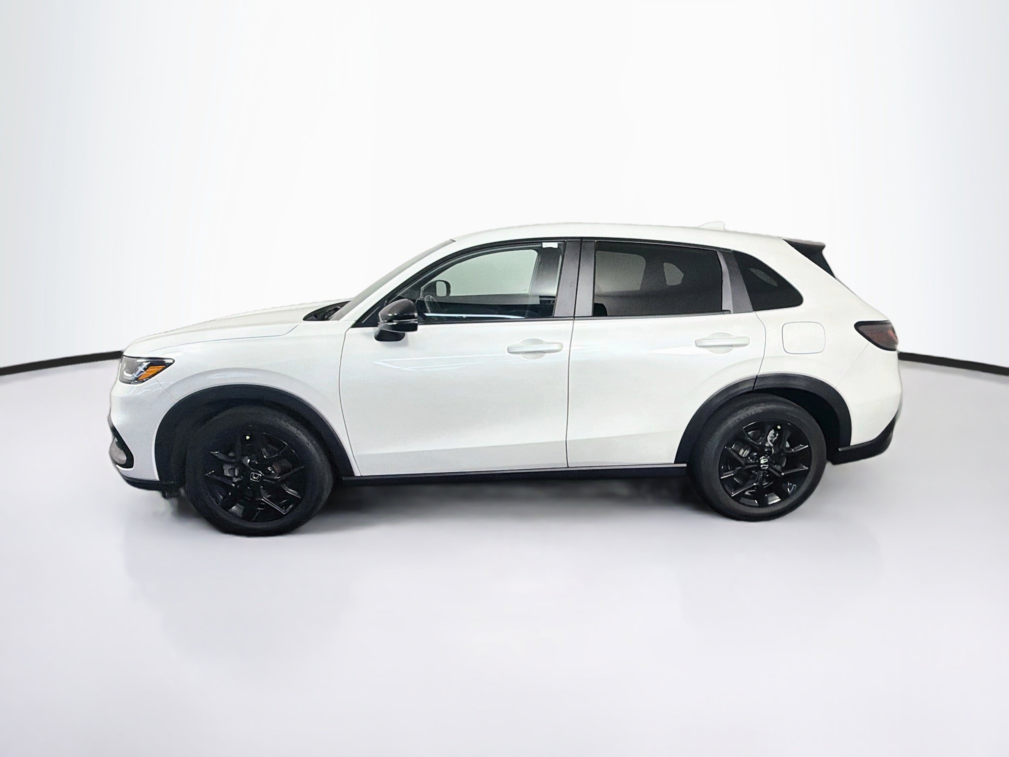 Used 2024 Honda HR-V Sport image 4