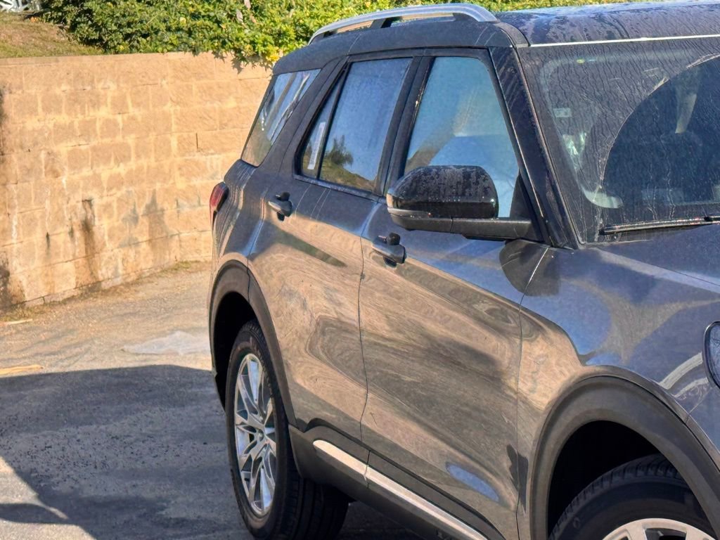 New 2026 Ford Explorer Platinum image 5