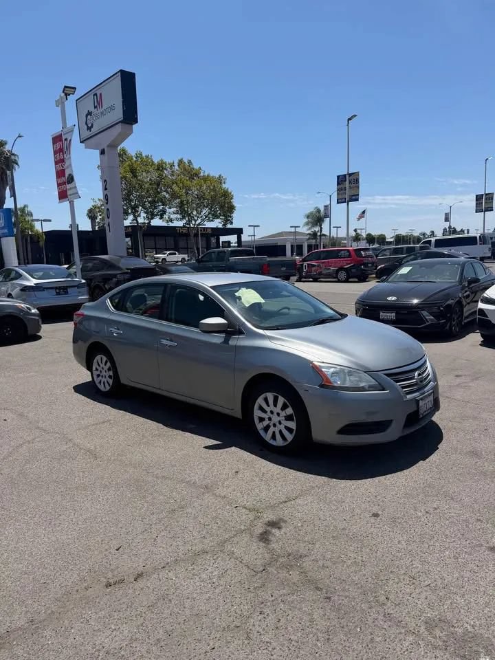 Used 2013 Nissan Sentra S FWD image 3