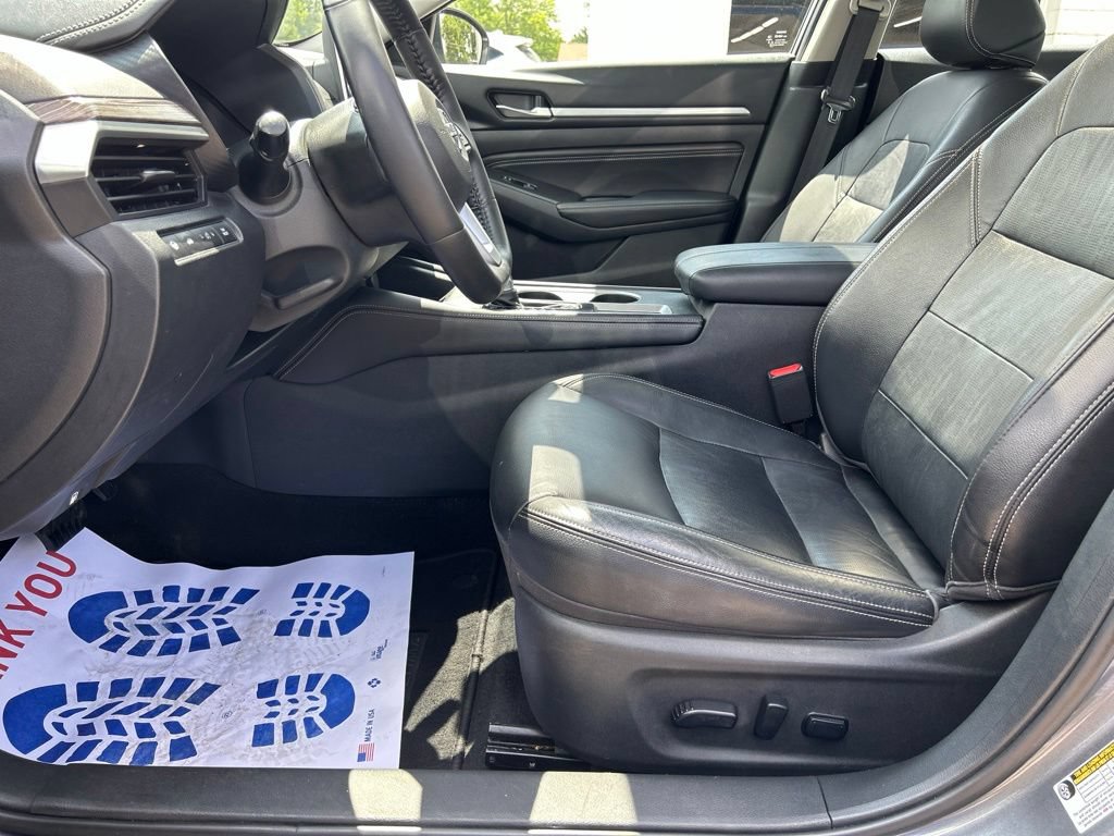 Used 2019 Nissan Altima 2.5 Platinum AWD/4WD image 14