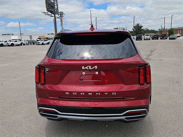 Used 2022 Kia Sorento SX FWD image 4
