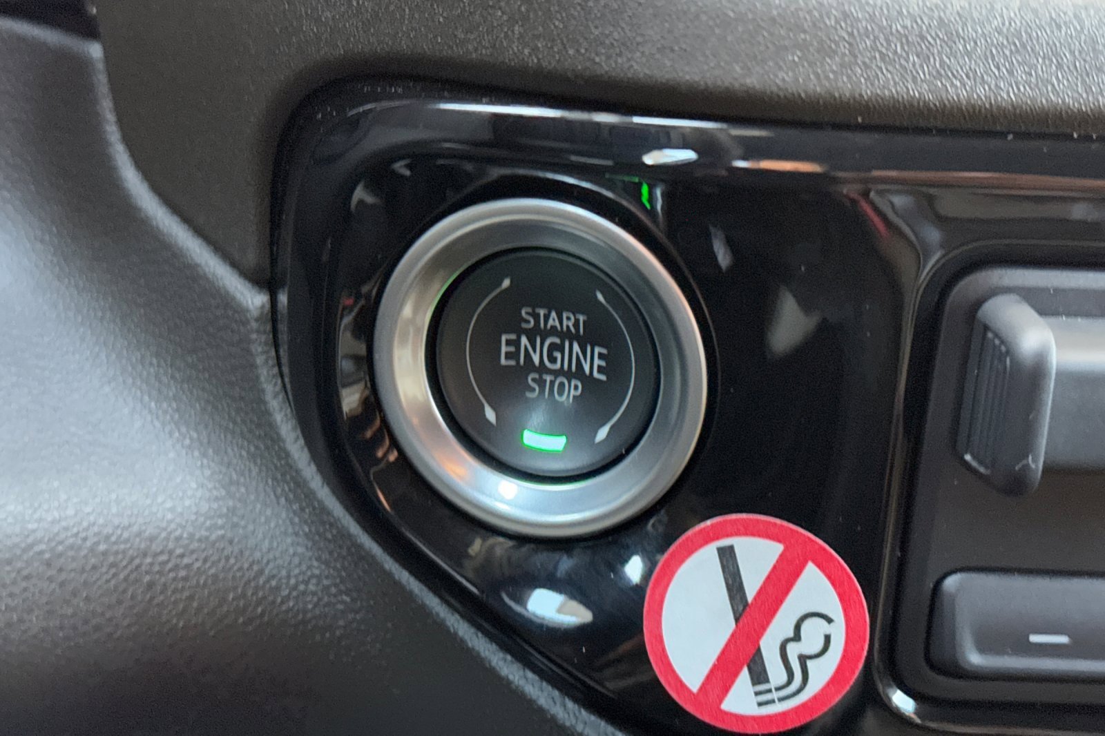 Used 2025 Chevrolet Silverado 1500 LT image 23