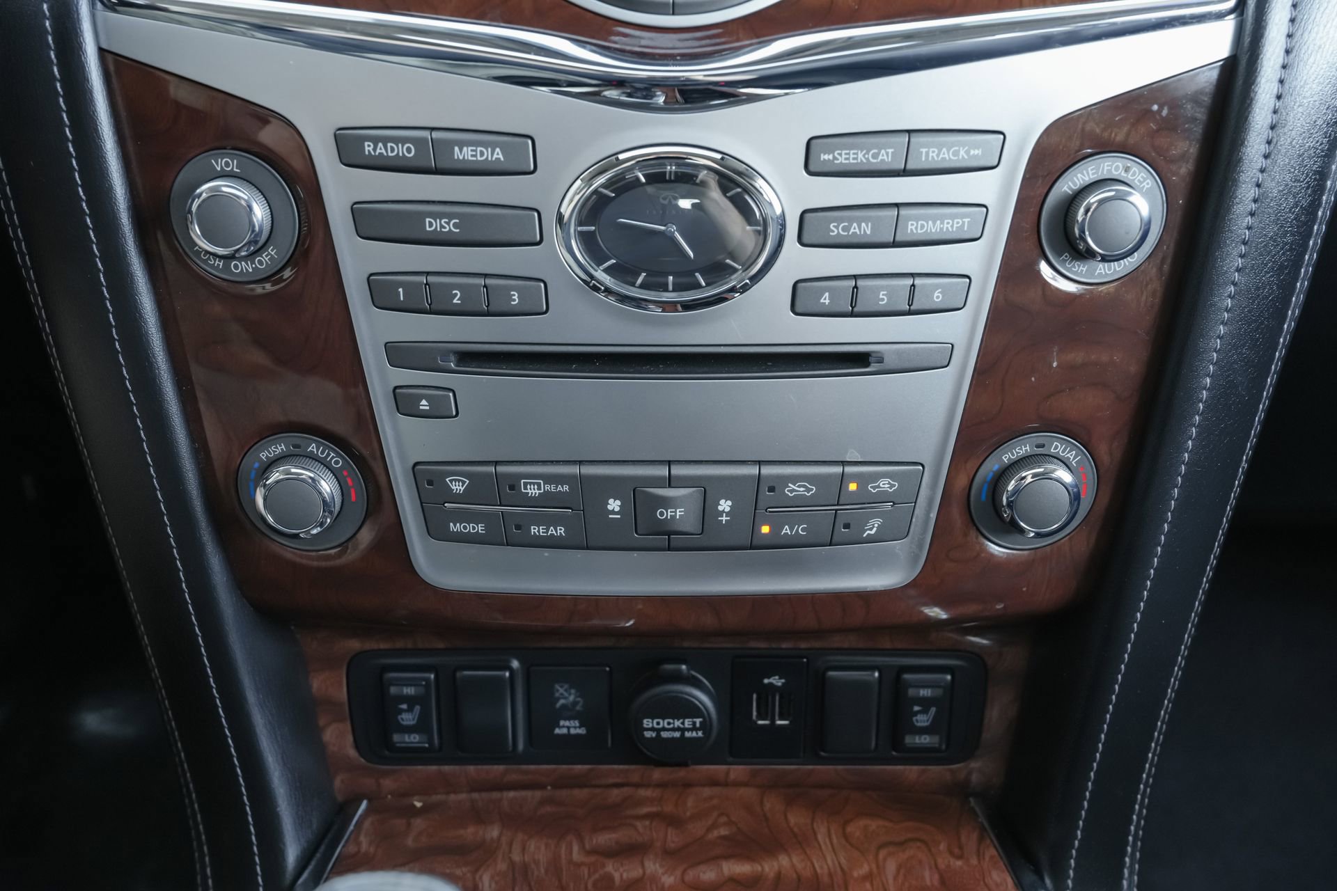 Certified 2019 INFINITI QX80 Luxe image 16