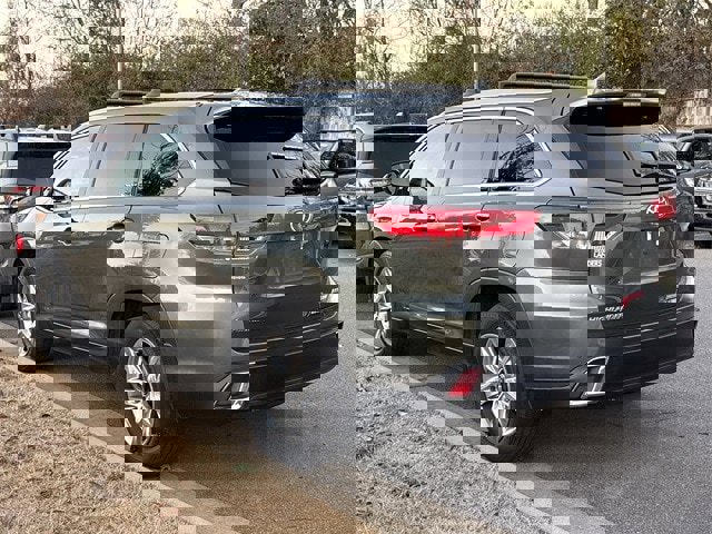 Used 2019 Toyota Highlander Limited image 3