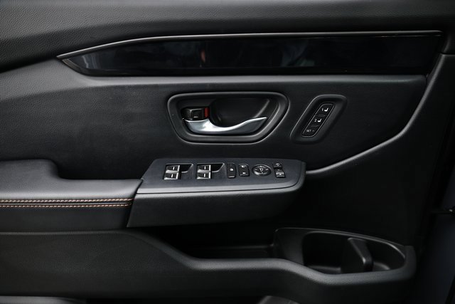 Certified 2025 Honda Pilot TrailSport image 16