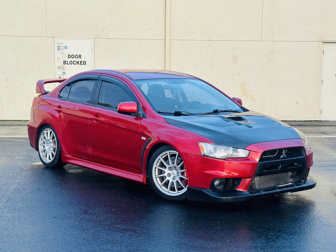 Used 2011 Mitsubishi Lancer Evolution GSR image 2
