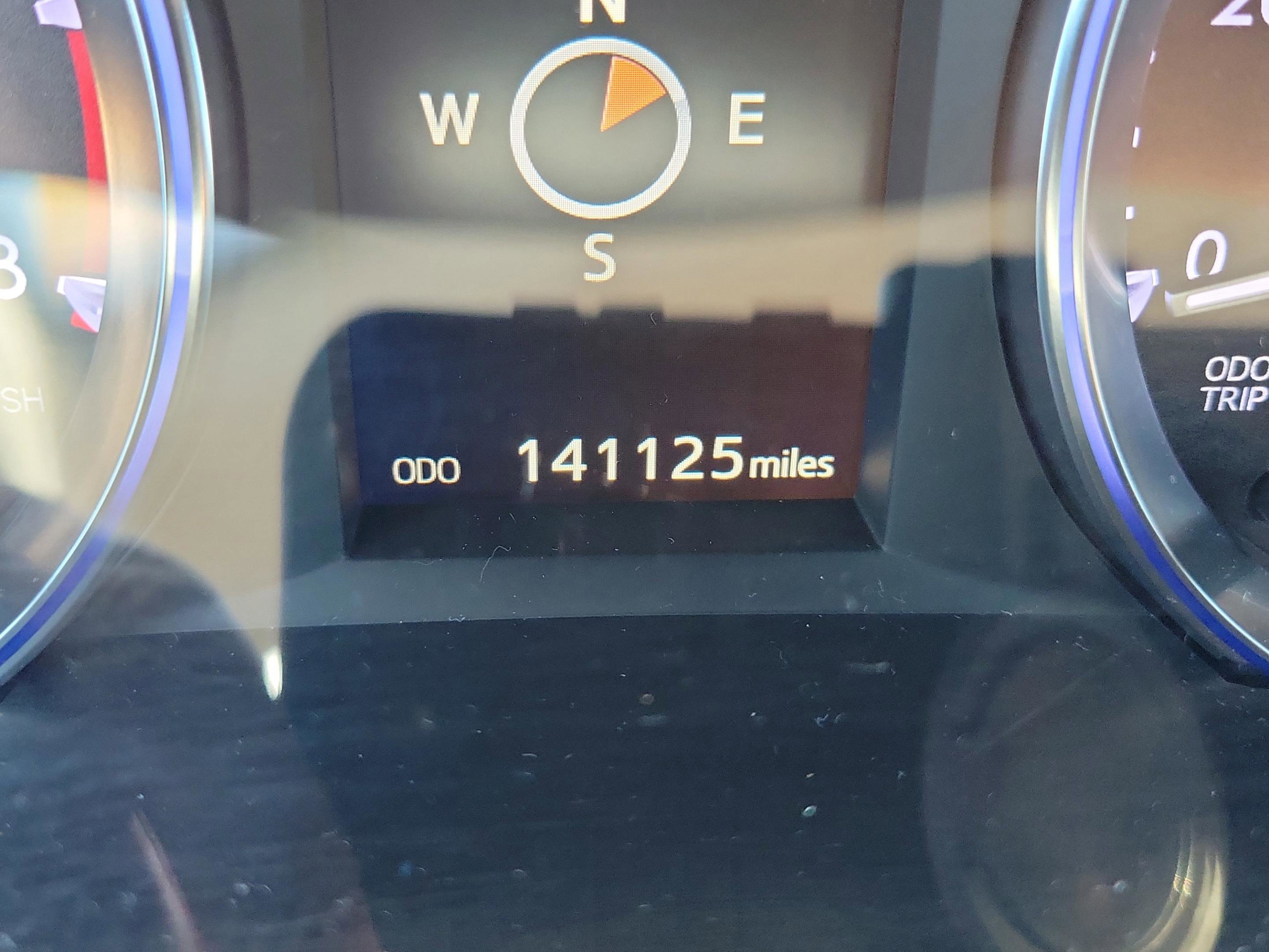 Used 2015 Toyota Highlander XLE image 30