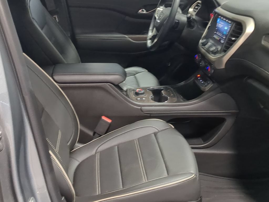 Used 2023 GMC Acadia Denali w/ Denali Technology Package AWD/4WD image 27