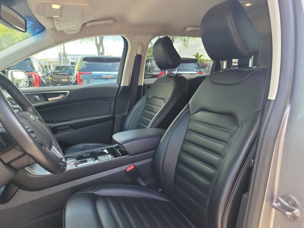 Used 2020 Ford Edge SEL w/ Convenience Package AWD/4WD image 22