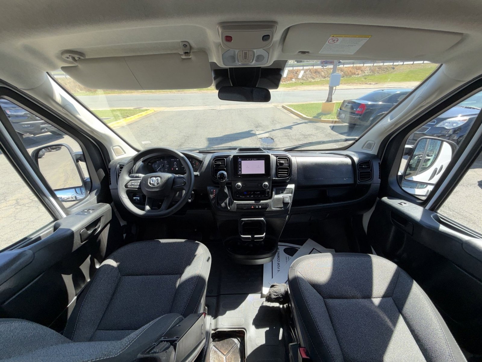 Used 2023 RAM ProMaster 2500 image 22