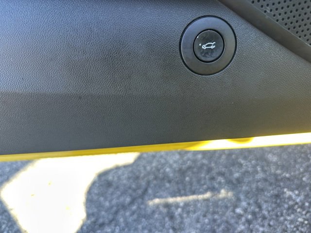 Used 2018 Chevrolet Camaro LT w/ RS Package image 5