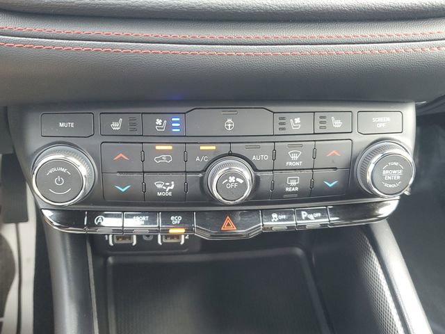 Used 2023 Dodge Durango GT image 34