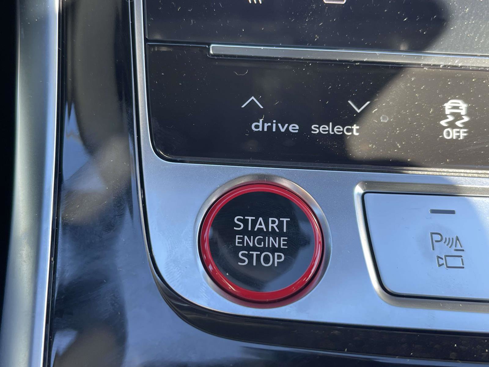 New 2026 Audi SQ7 Premium Plus image 30