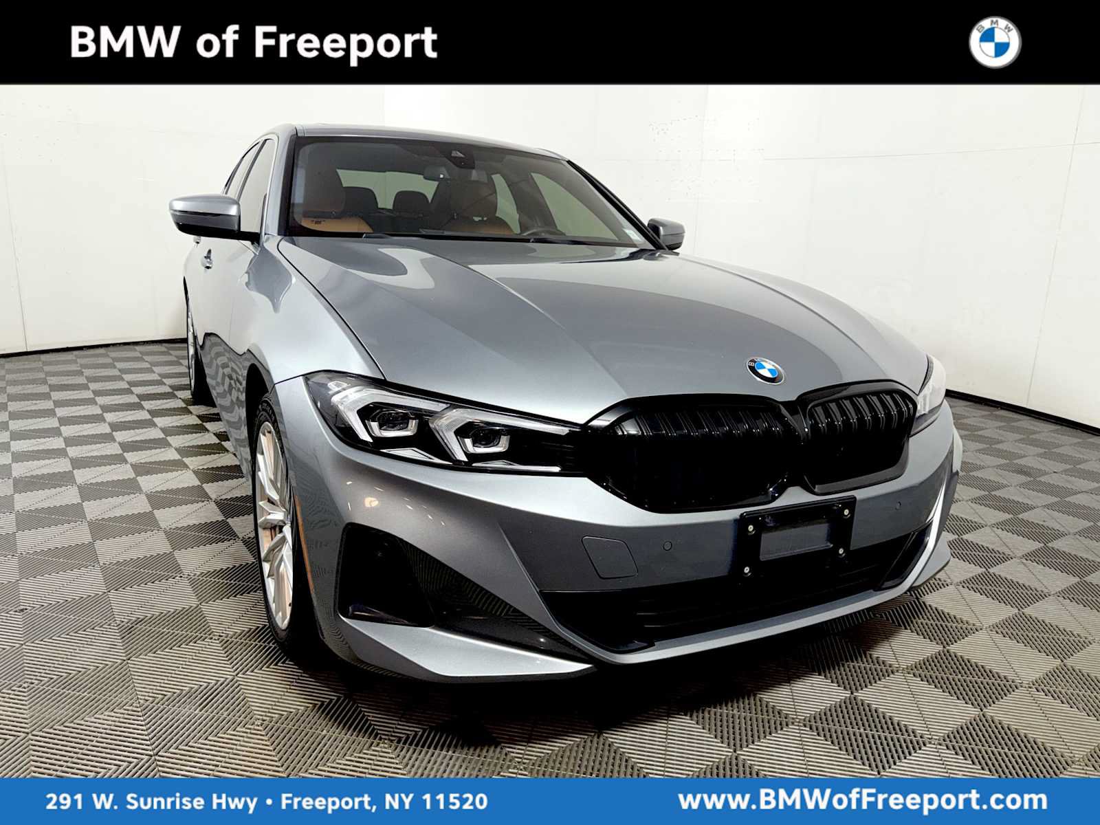 Used 2024 BMW 330i xDrive Sedan w/ Premium Package AWD/4WD image 1