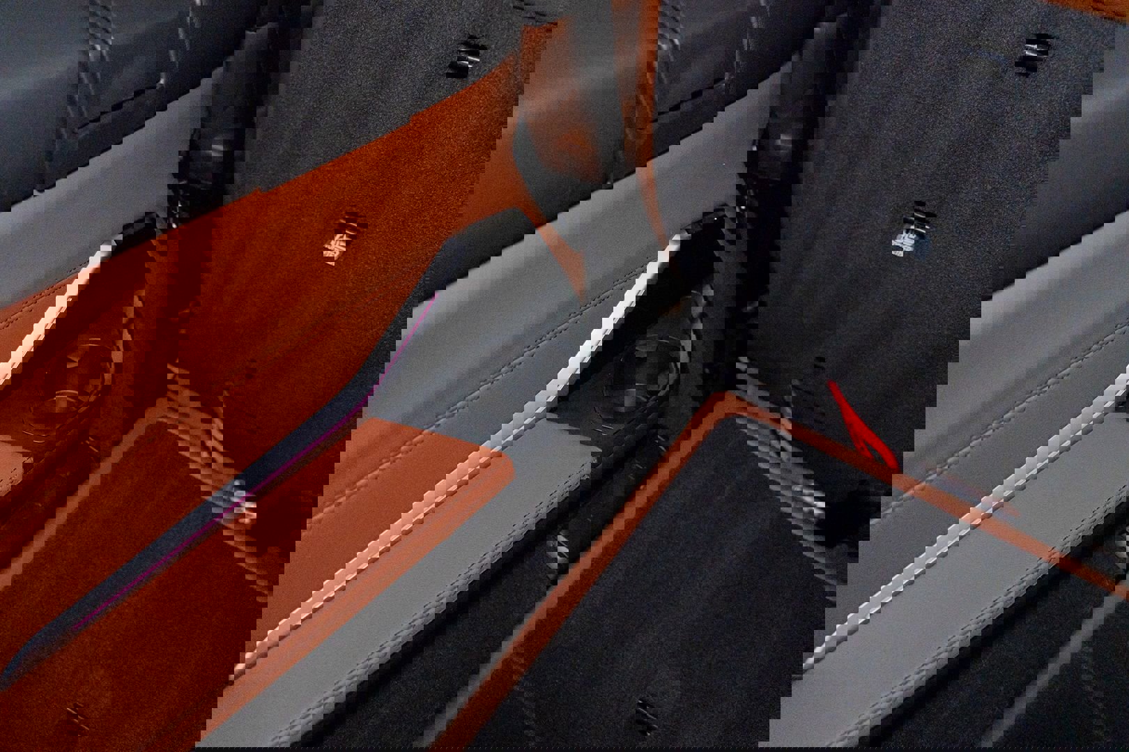 Used 2023 BMW X7 M60i image 45