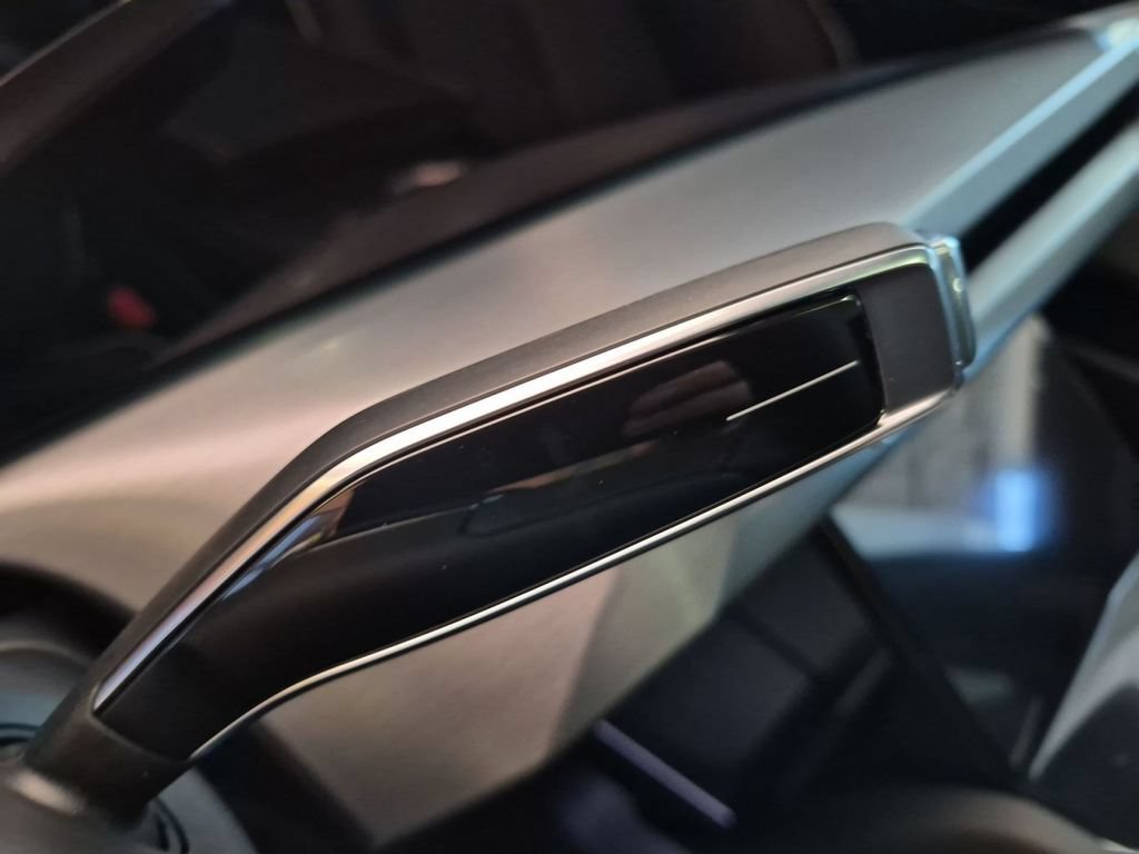 New 2027 Cadillac Vistiq Platinum AWD/4WD image 20