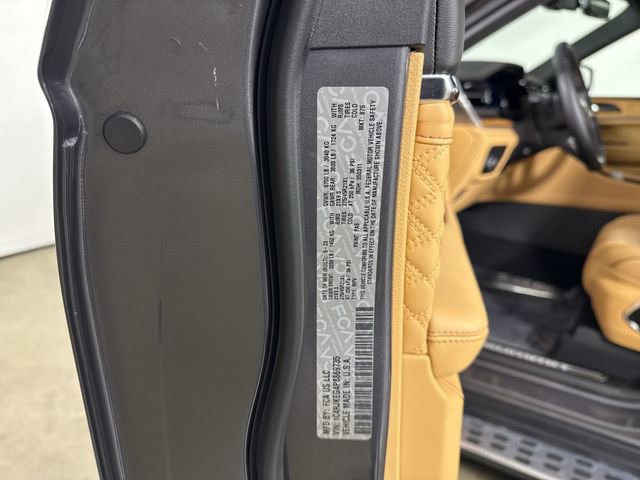 Used 2023 Jeep Grand Cherokee L Summit image 39