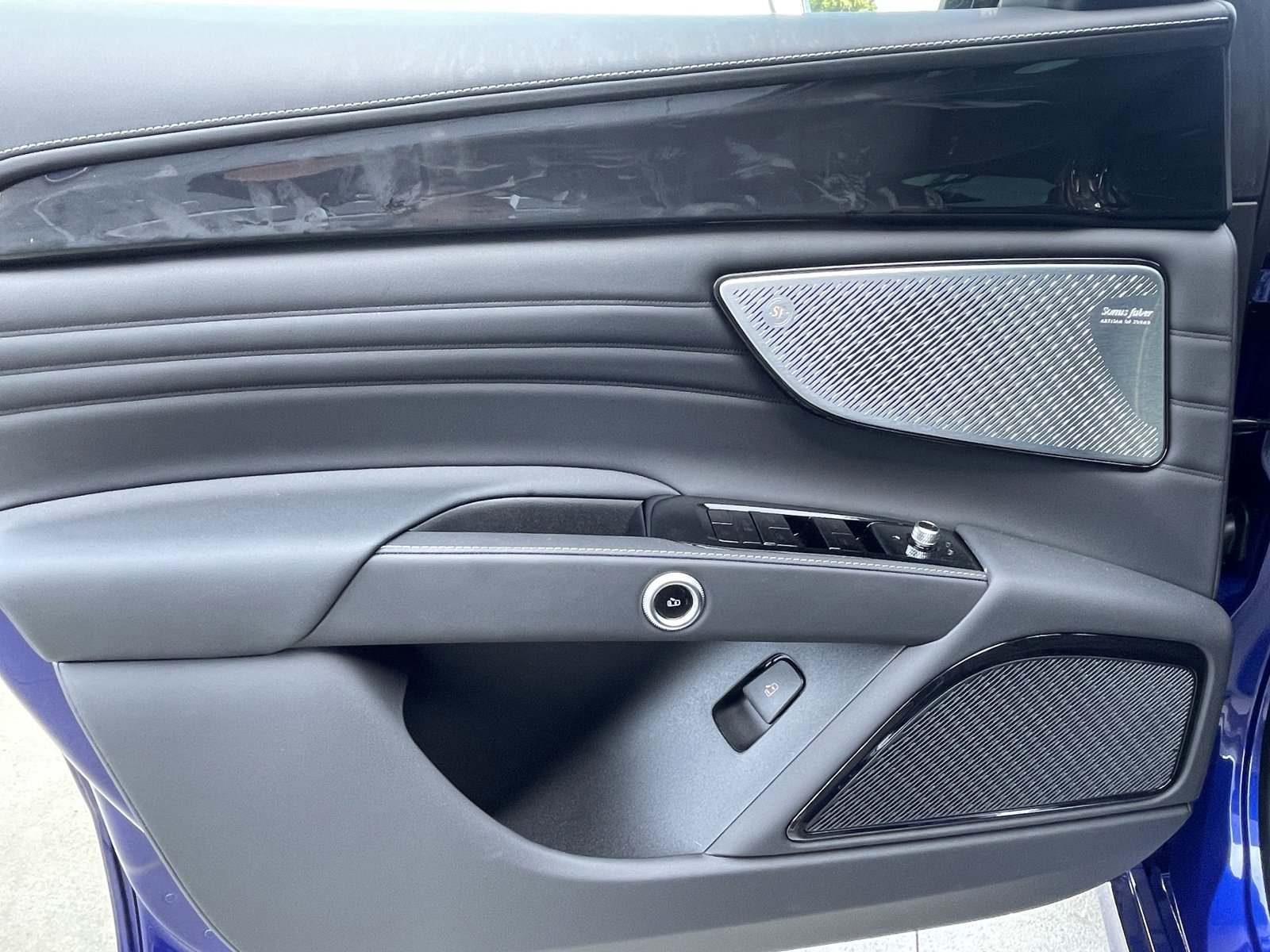 New 2024 Maserati Grecale GT image 14