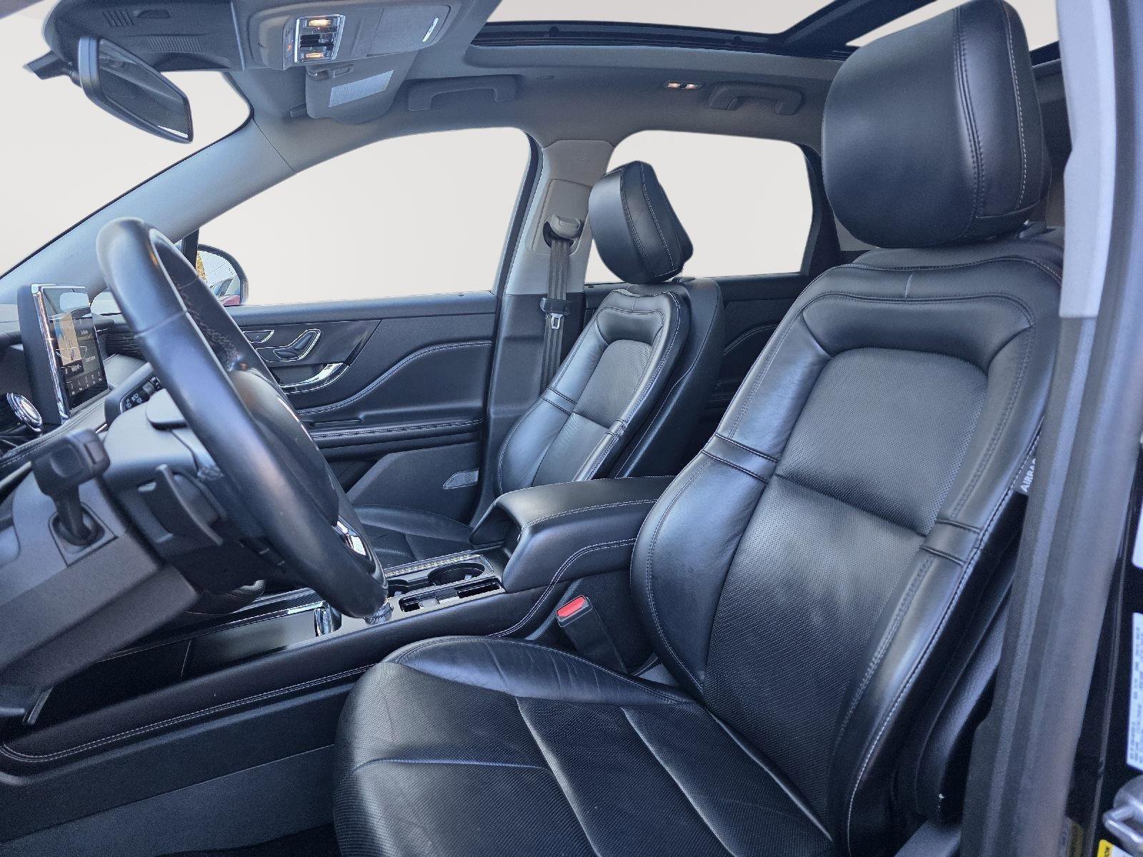 Used 2020 Lincoln Corsair AWD w/ Premium Package image 11