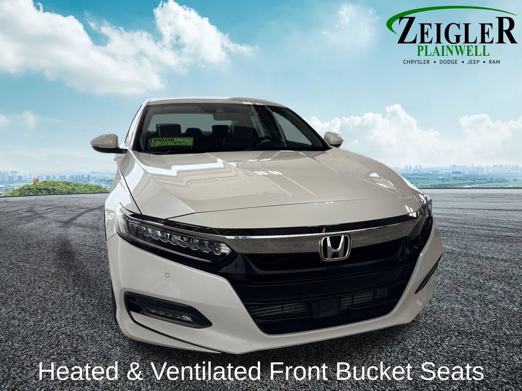Used 2018 Honda Accord Touring image 8