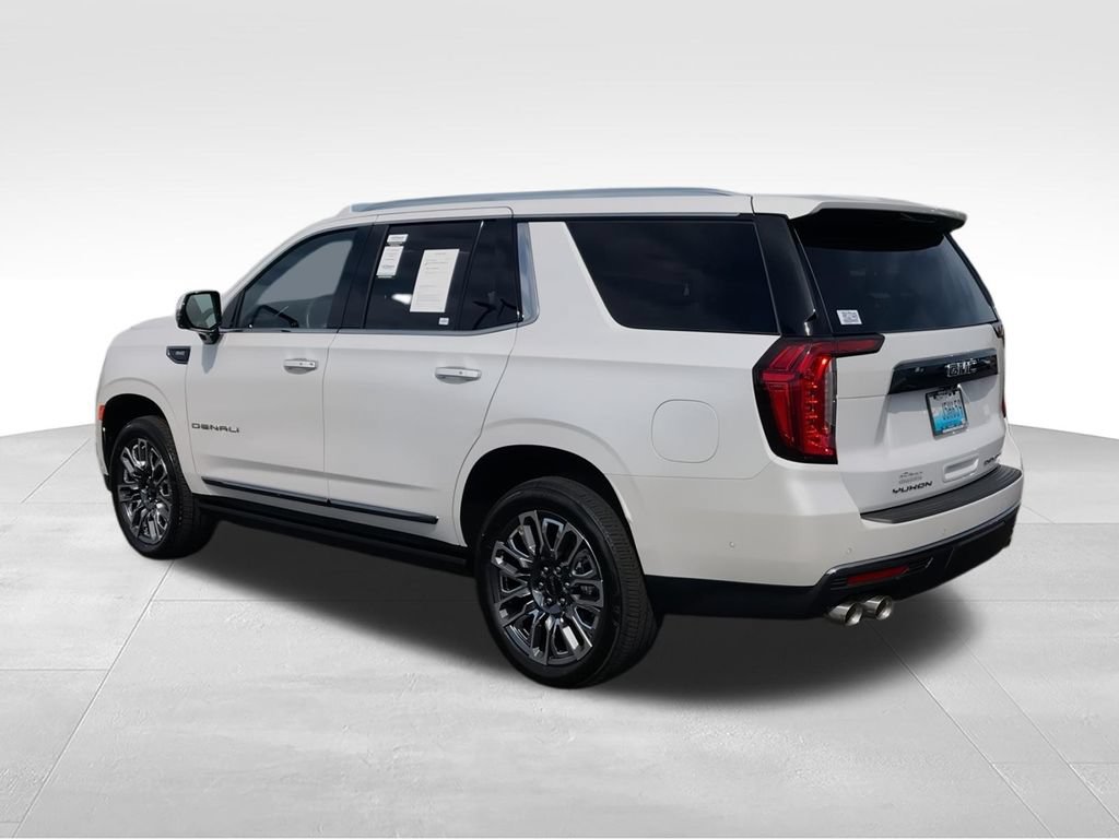 Used 2024 GMC Yukon Denali Ultimate AWD/4WD image 6
