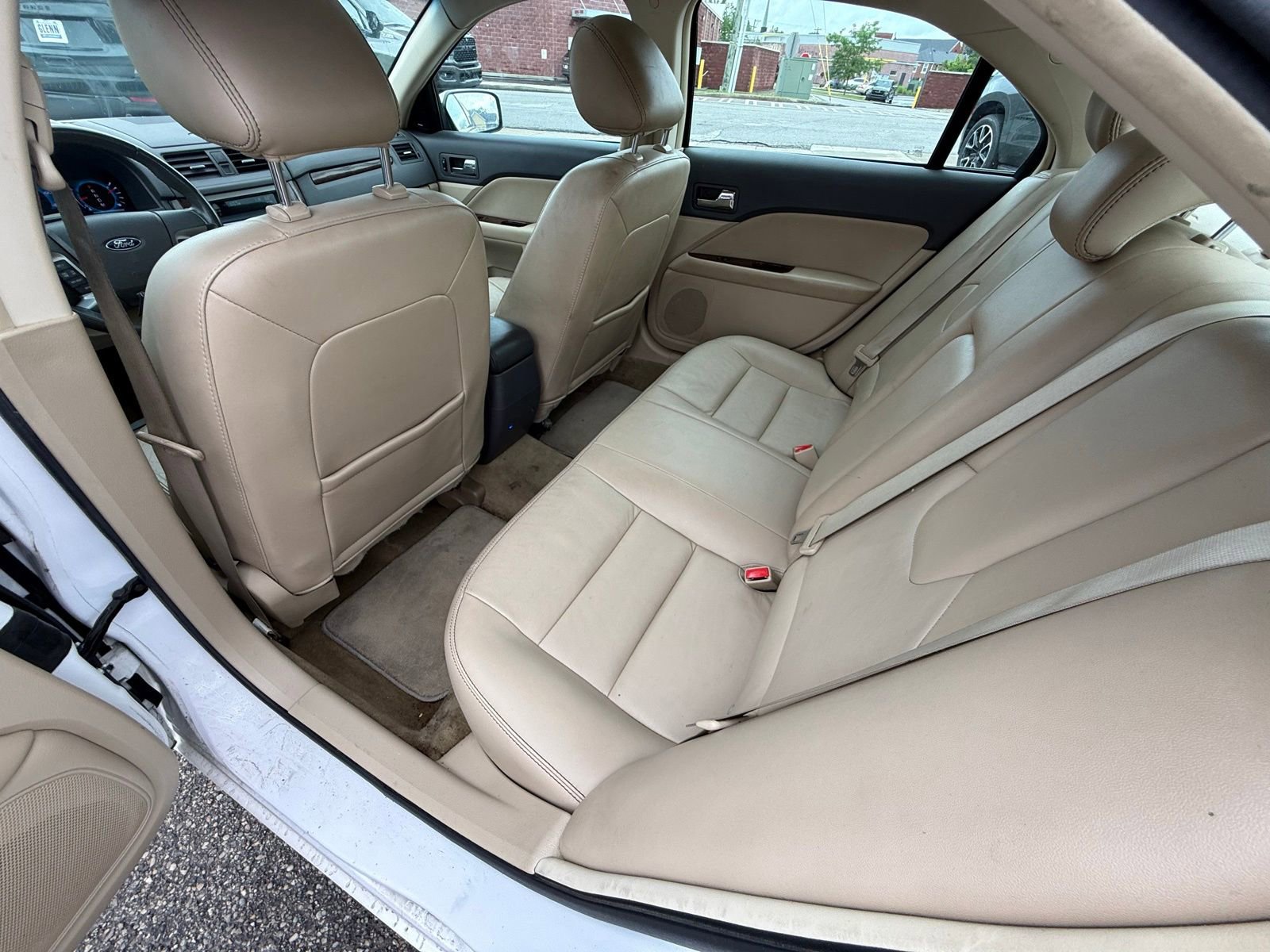Used 2012 Ford Fusion SEL FWD image 18
