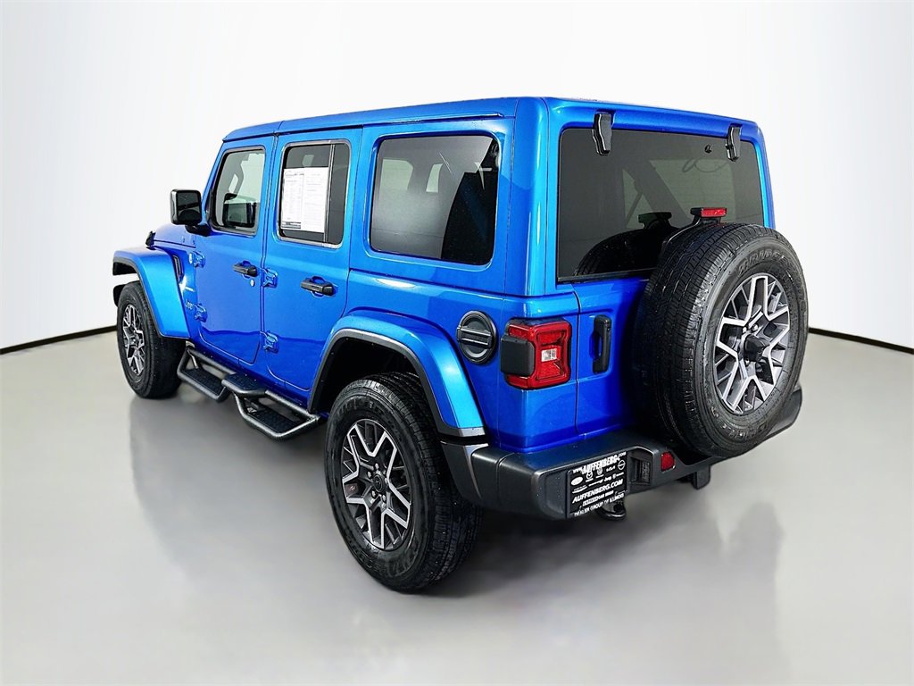Used 2024 Jeep Wrangler Sahara w/ Technology Group image 5