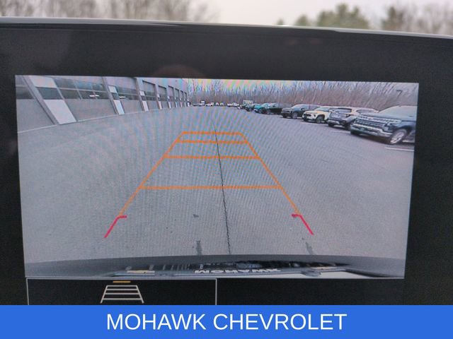 Used 2025 Chevrolet Trax RS w/ Driver Confidence Package image 16