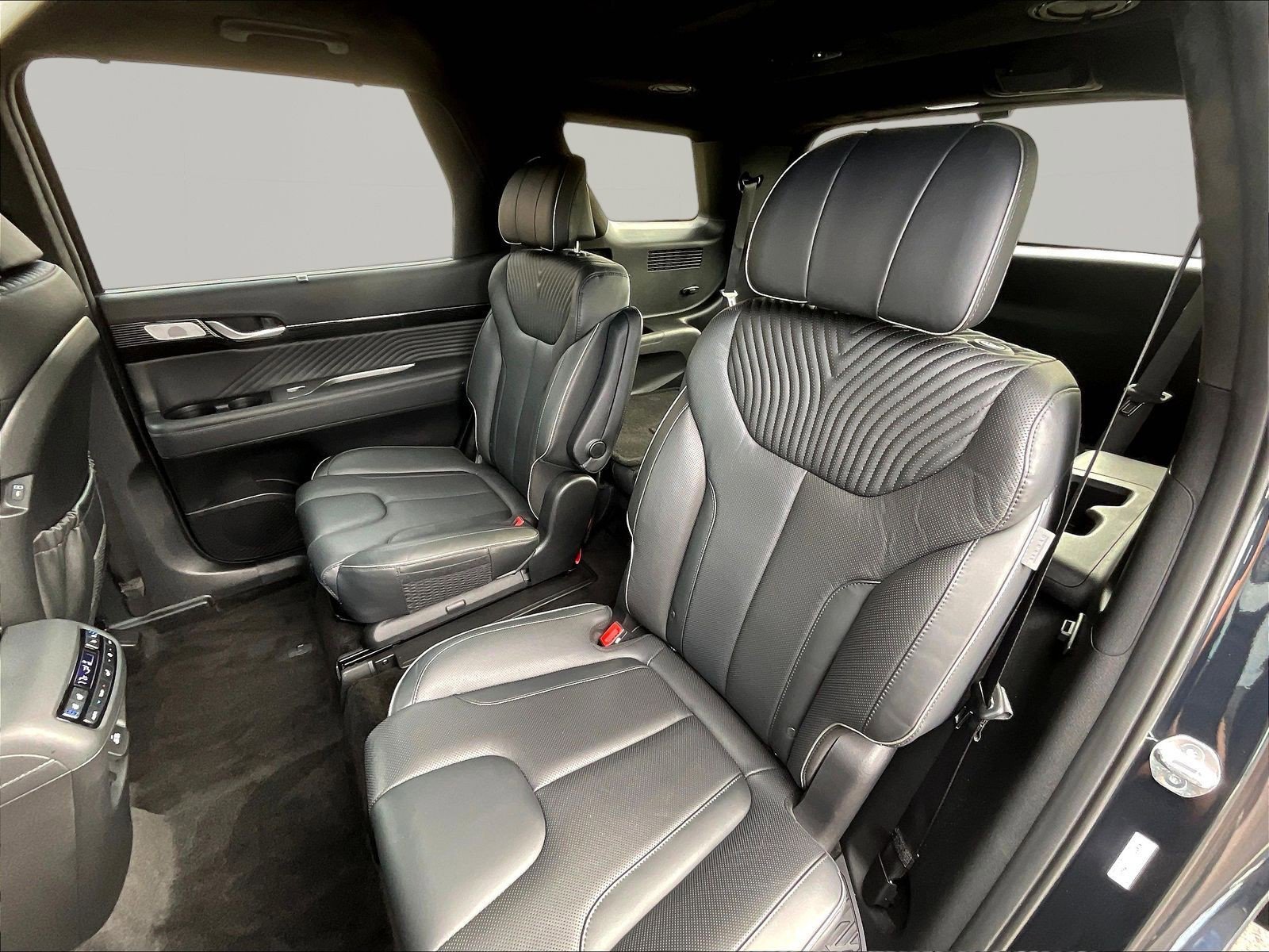 Used 2023 Hyundai Palisade Calligraphy w/ Cargo Package AWD/4WD image 22
