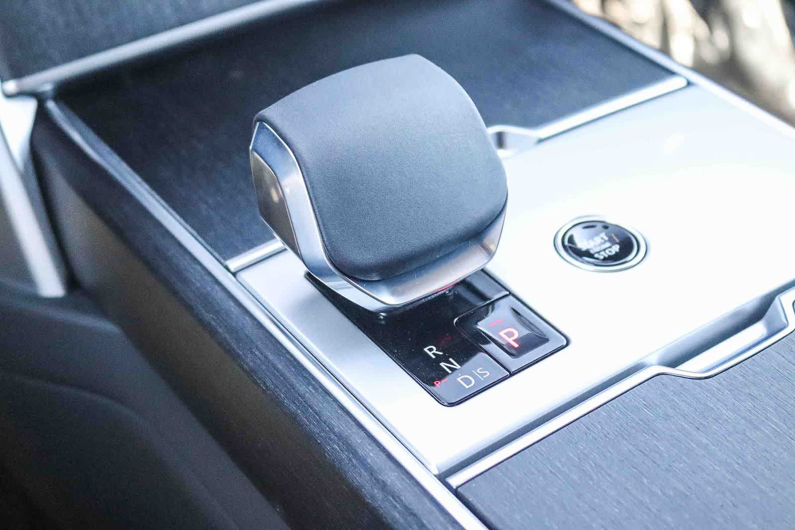 New 2026 Land Rover Range Rover SE AWD/4WD image 24