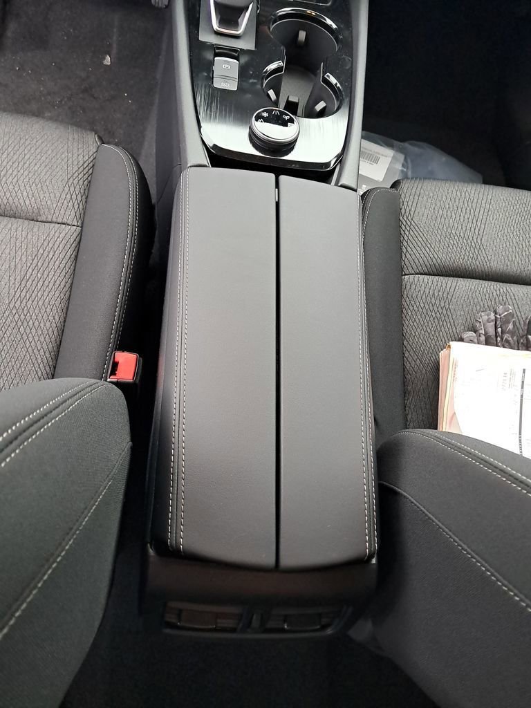 New 2026 Nissan Rogue SV w/ Cold Weather Package image 27