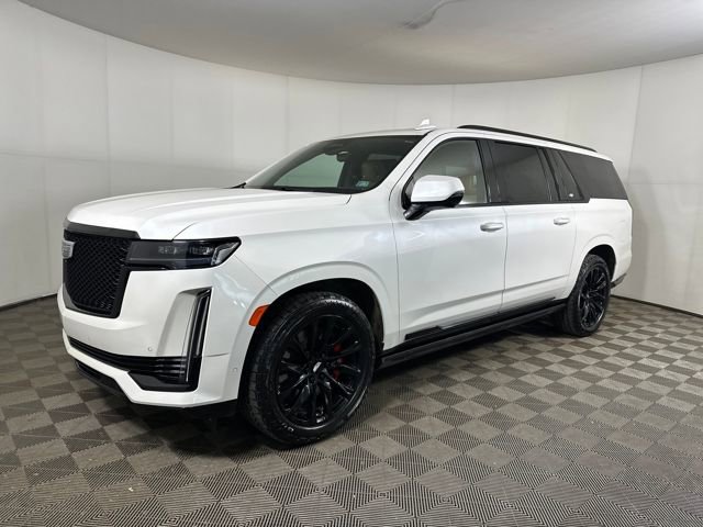 Used 2024 Cadillac Escalade ESV Sport w/ LPO, ONYX Package image 7