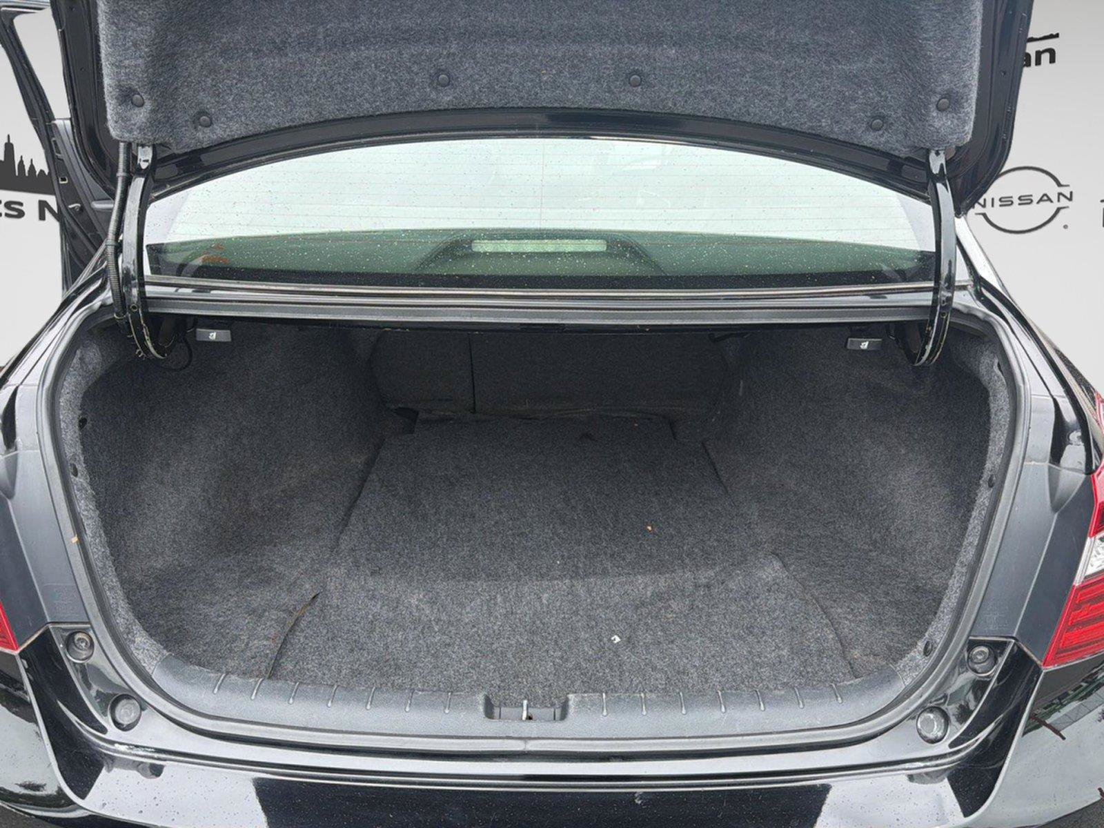 Used 2017 Honda Accord Sport image 21