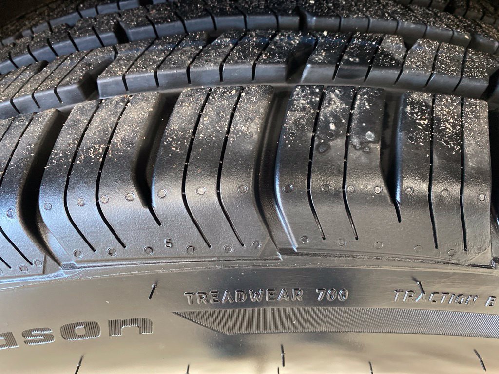 Certified 2024 Cadillac XT6 Luxury w/ LPO, Floor Liner Package AWD/4WD image 14