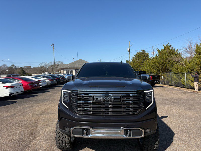 Used 2024 GMC Sierra 1500 Denali Ultimate image 11