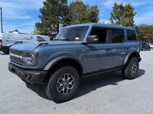 New 2025 Ford Bronco Badlands AWD/4WD image 8