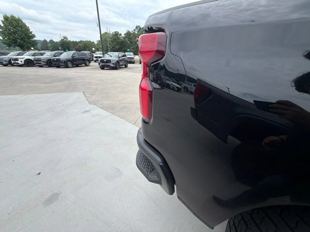 Used 2020 Chevrolet Silverado 1500 High Country w/ Technology Package AWD/4WD image 19